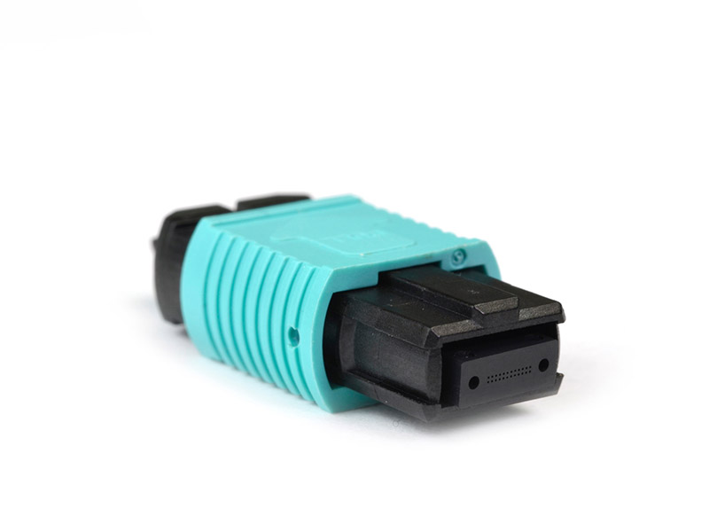 MPO 連接器